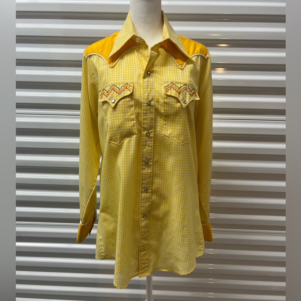 Tru-West Rockmount Ranchwear Hand Embroidered Pearl Snap Shirt - Medium